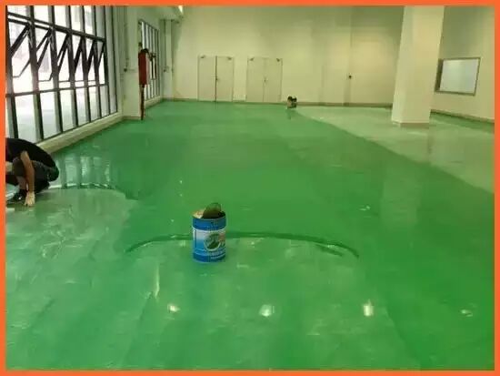玛多选择适合室外地坪漆翻新的材料 