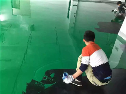 玛多下面给你一份环氧地坪漆施工的完整流程
